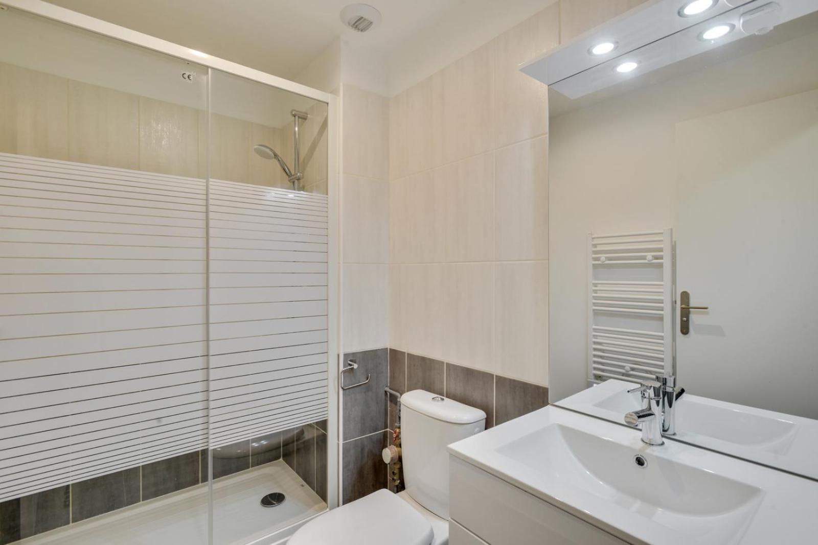 806 Suite Magic - Superbe Appartement بانيوليه المظهر الخارجي الصورة